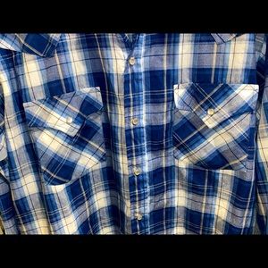 Men’s lightly worn ELY cattleman shirt size L